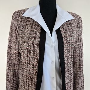 Women's plead Trench Mid length Trench coat with padded shoulders